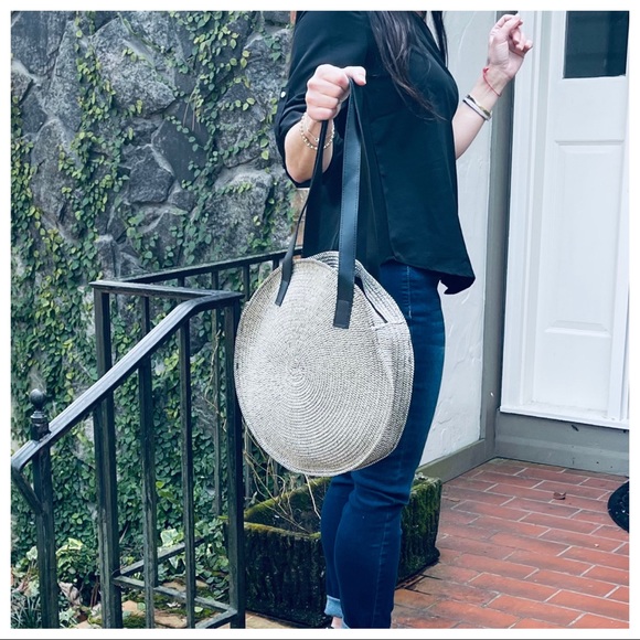 Boho Chic round straw handbag - Picture 6 of 9